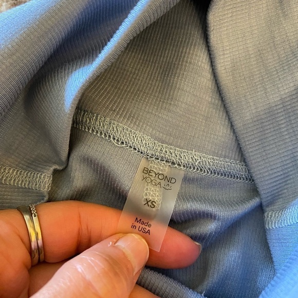 Beyond Yoga Women’s Heather Rib Midi High Waisted Legging Blue Size XS Tight - Picture 5 of 9